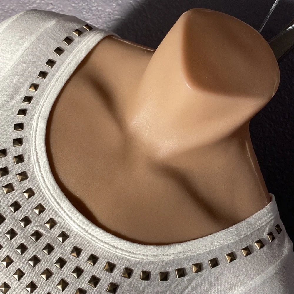 ROCK & REPUBLIC - tee: asymmetric thin rayon l/s w embellished studded neck - L - Picture 10 of 16